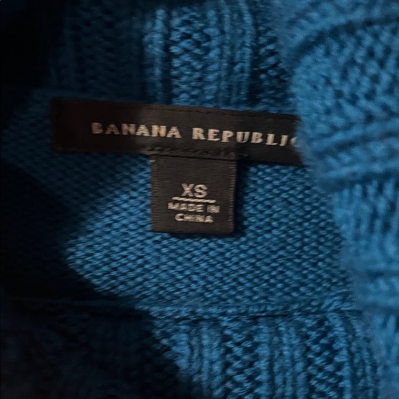 💁‍♀️WOMENS Banana Republic Teal Turtleneck Sweater with Button Cuffs - Picture 2 of 8